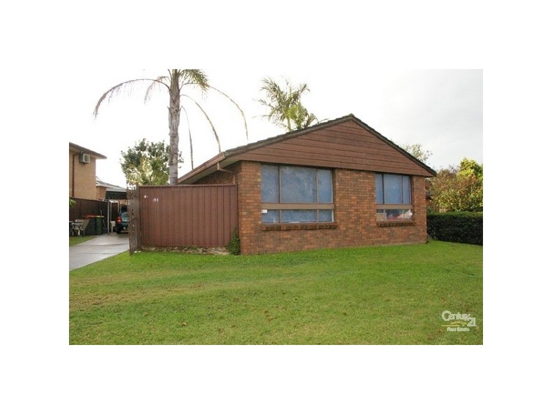 Edensor Park NSW 2176