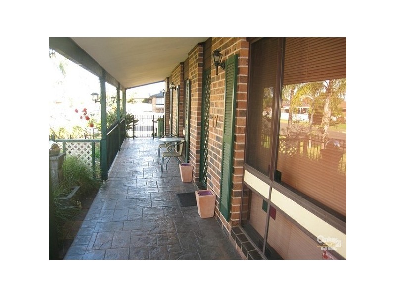 17 Moorina Close, Greenfield Park NSW 2176