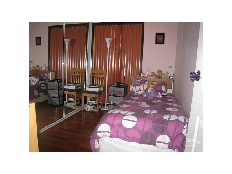 17 Moorina Close, Greenfield Park NSW 2176