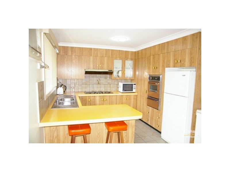 Edensor Park NSW 2176