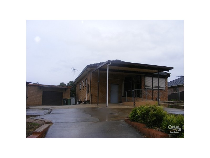 Edensor Park NSW 2176