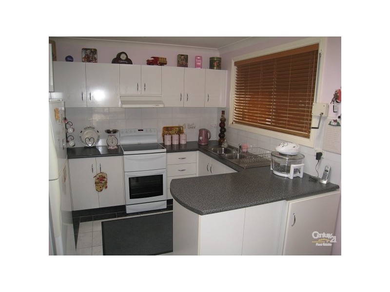 Edensor Park NSW 2176