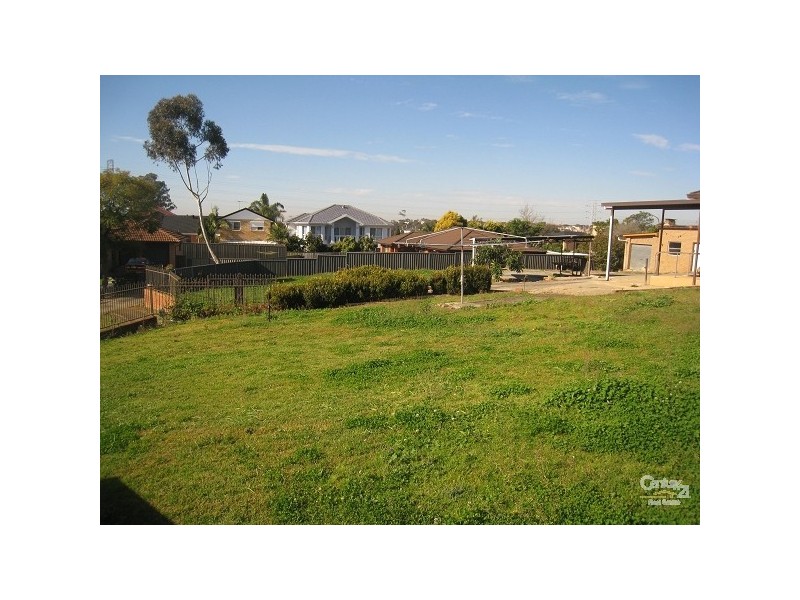 Edensor Park NSW 2176