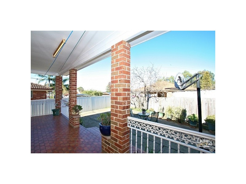 Bossley Park NSW 2176