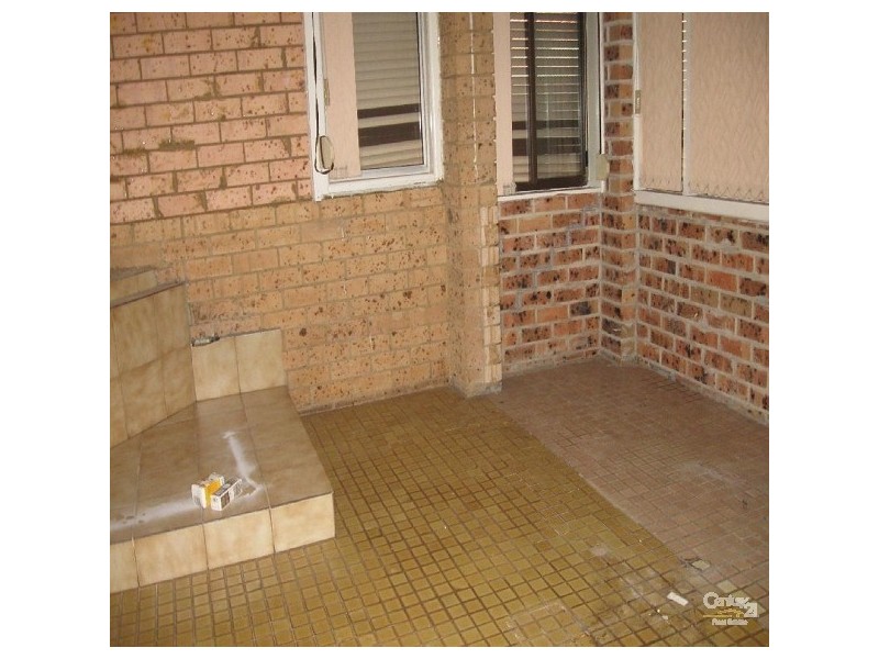 Edensor Park NSW 2176