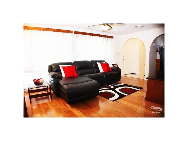 69 Quarry Road, Bossley Park NSW 2176