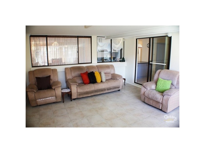 69 Quarry Road, Bossley Park NSW 2176