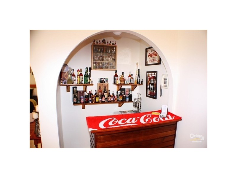 69 Quarry Road, Bossley Park NSW 2176