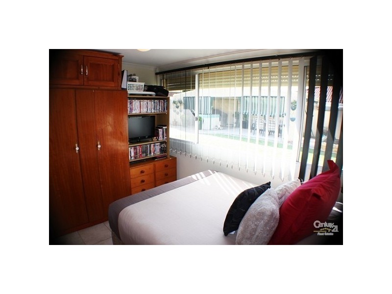 69 Quarry Road, Bossley Park NSW 2176