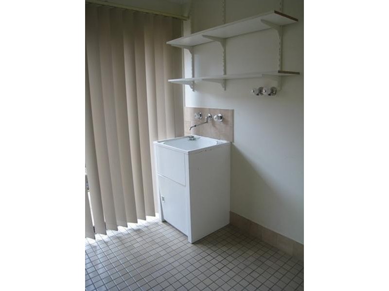 14 Castlereagh St, Bossley Park NSW 2176