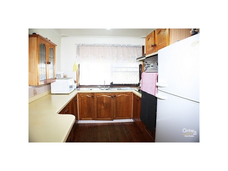 Edensor Park NSW 2176