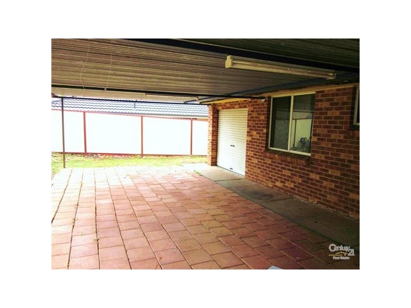 Edensor Park NSW 2176