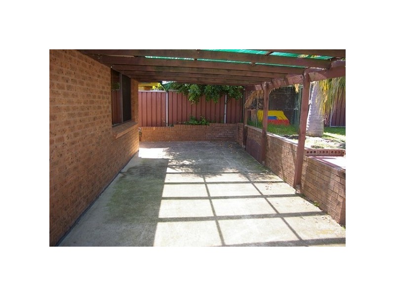 Bossley Park NSW 2176