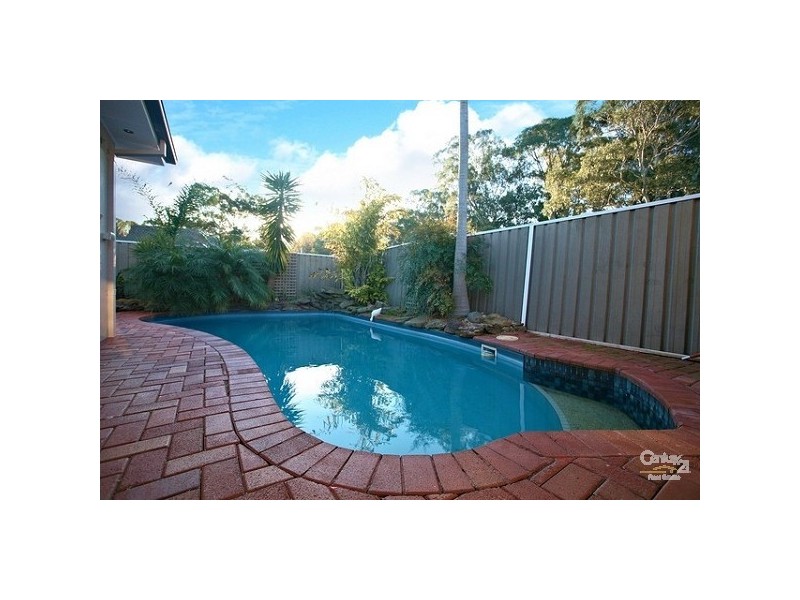 6 Walpole CLose, Wetherill Park NSW 2164