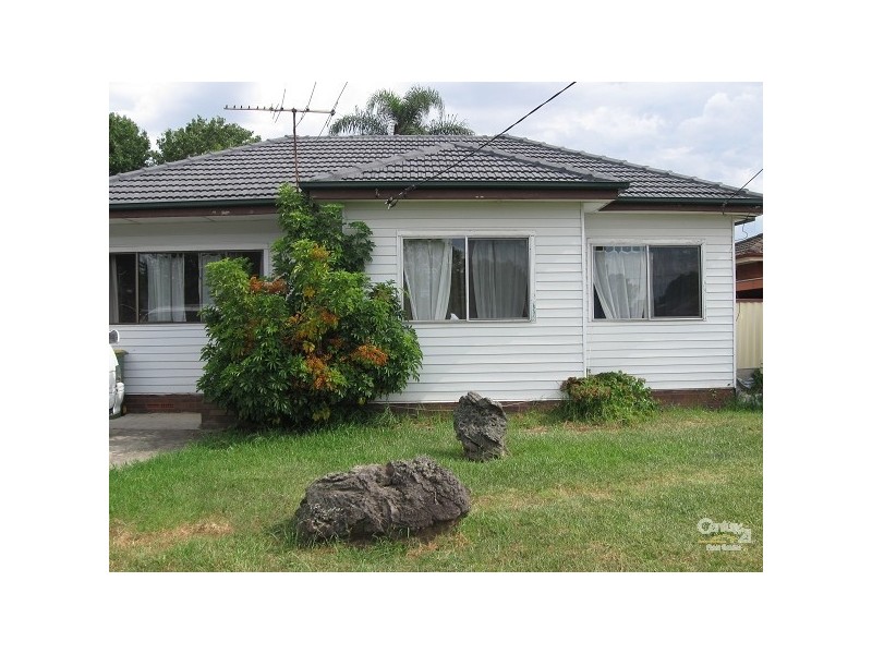 137 Victoria Street, Smithfield NSW 2164