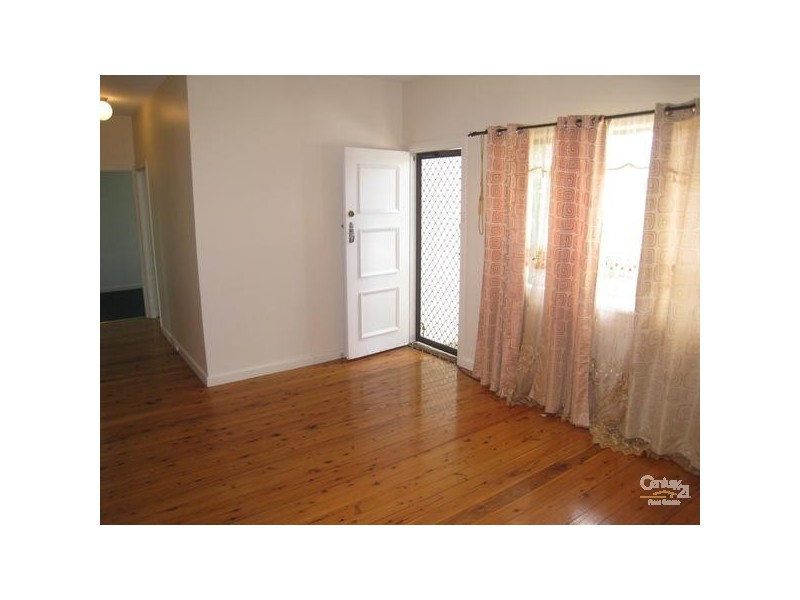 137 Victoria Street, Smithfield NSW 2164