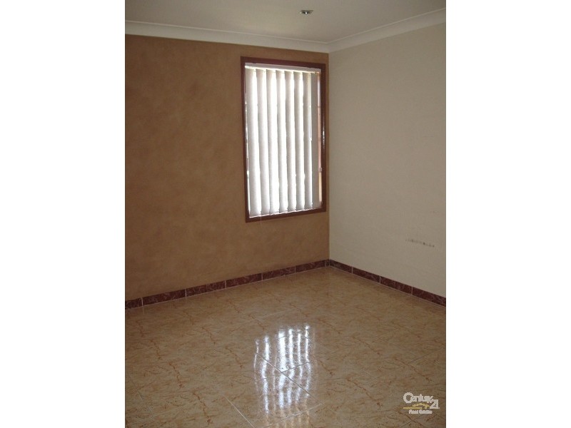 Greenfield Park NSW 2176