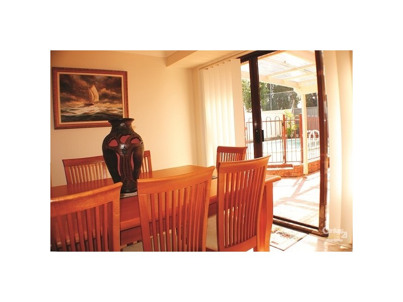 5 Holbrook Street, Bossley Park NSW 2176