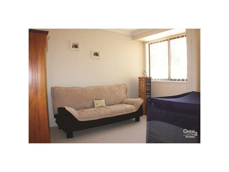 5 Holbrook Street, Bossley Park NSW 2176