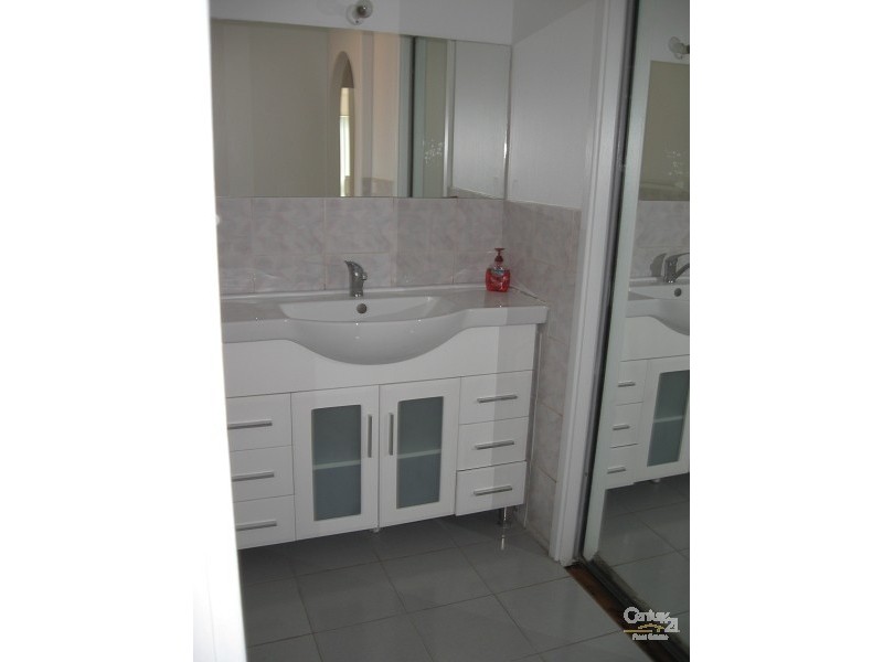 Bossley Park NSW 2176