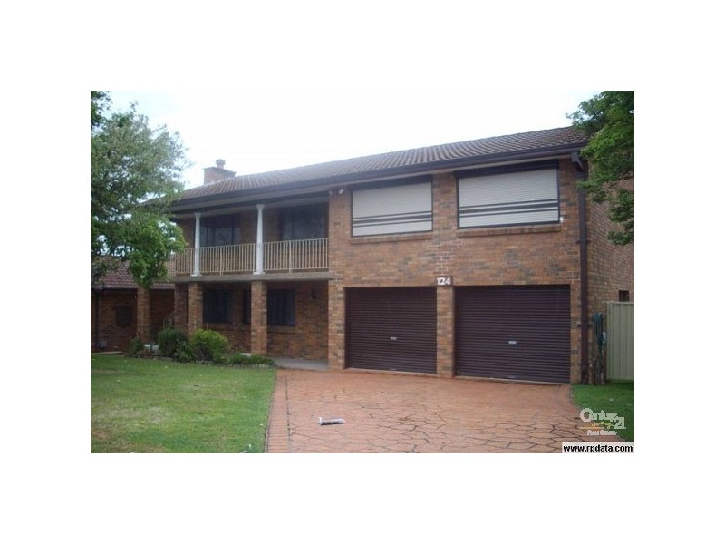 124 Quarry Road, Bossley Park NSW 2176