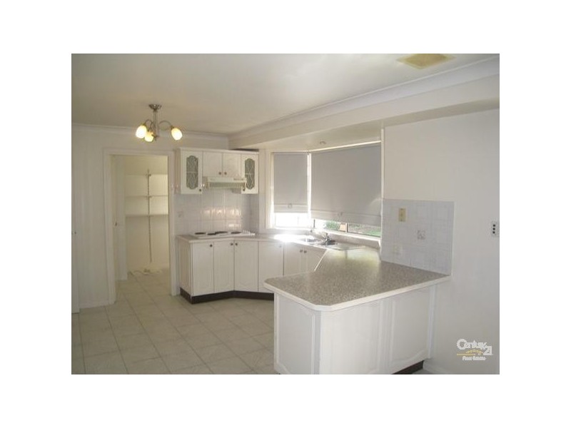 18 Martens Place, Abbotsbury NSW 2176