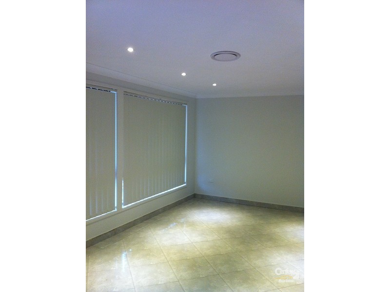 Edensor Park NSW 2176
