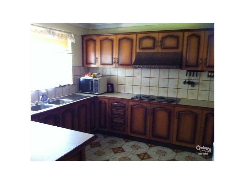 74 Mimosa Road, Bossley Park NSW 2176