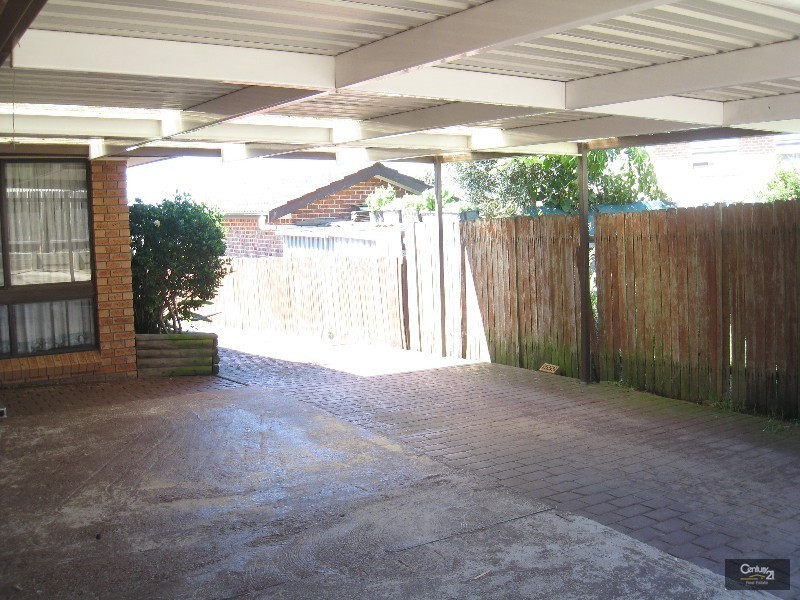 Bossley Park NSW 2176