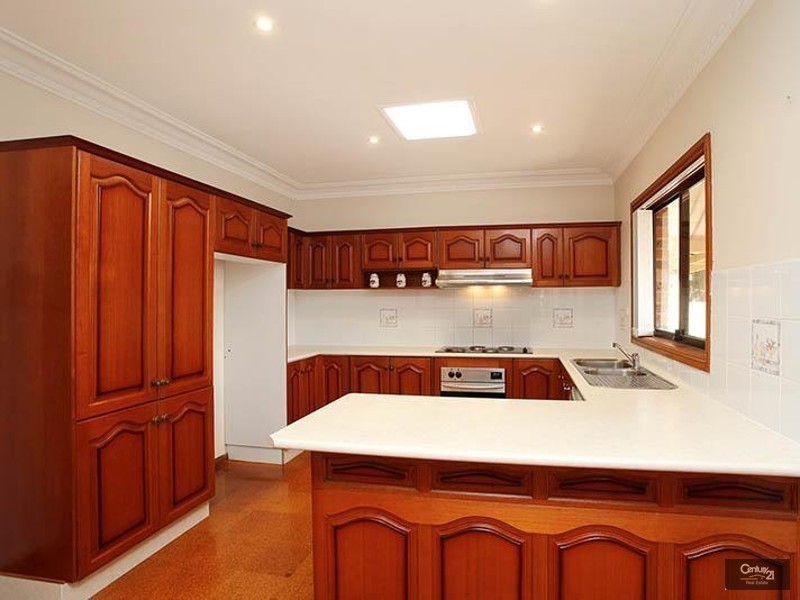 Edensor Park NSW 2176