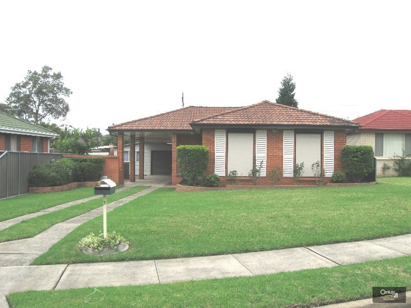 3 Como Place, St Johns Park NSW 2176