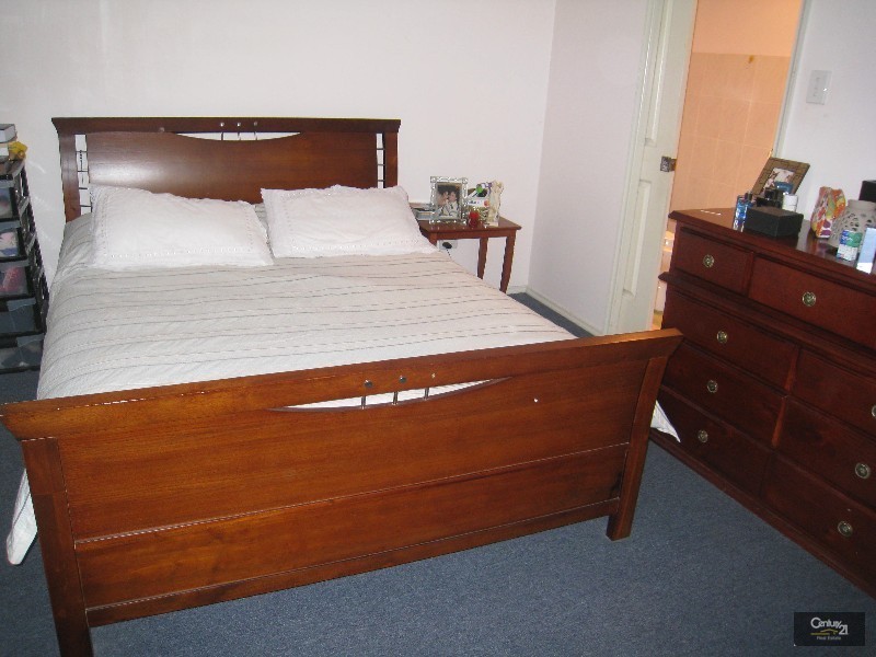 Bossley Park NSW 2176