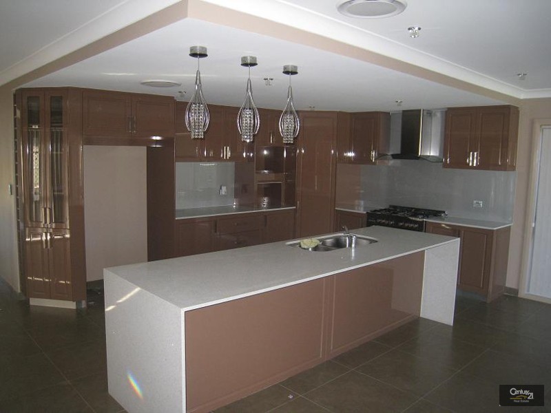 5 Murrumbidgee Street, Bossley Park NSW 2176