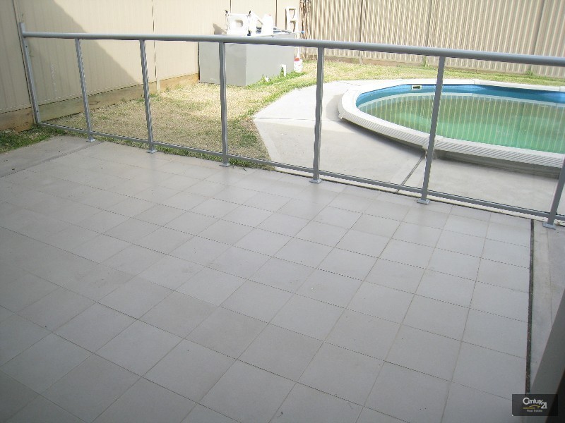 5 Murrumbidgee Street, Bossley Park NSW 2176