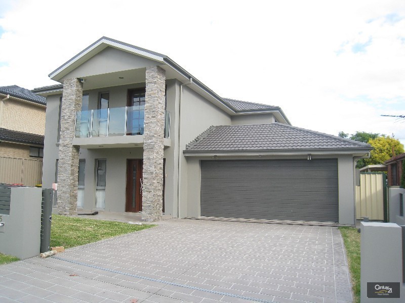 5 Murrumbidgee Street, Bossley Park NSW 2176