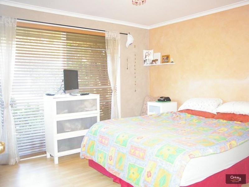 Bossley Park NSW 2176