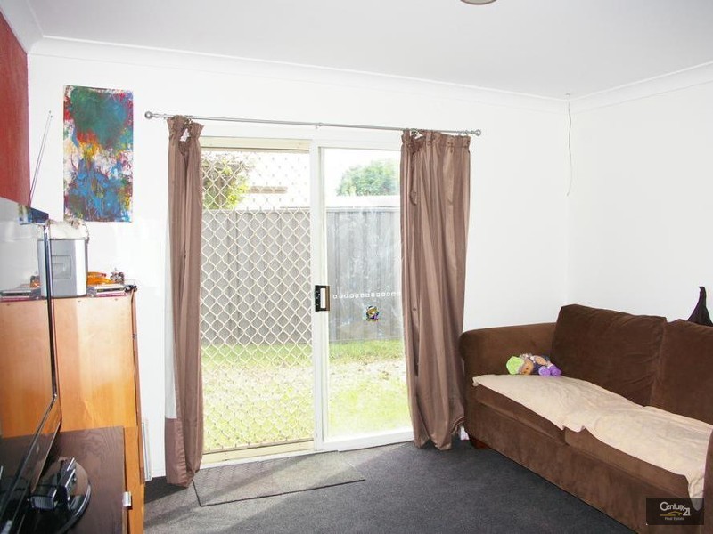 Fairfield West NSW 2165