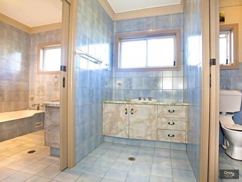 Bossley Park NSW 2176