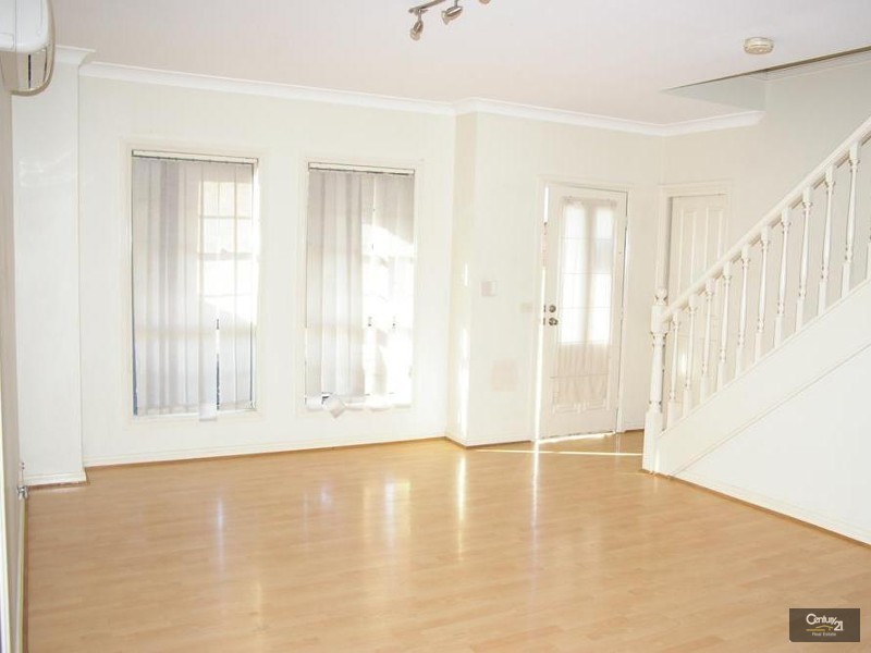 90 Quarry Road, Bossley Park NSW 2176