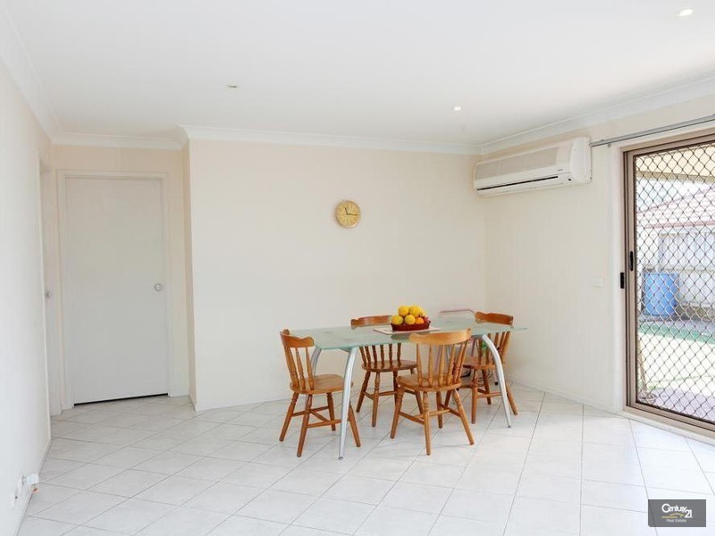 West Hoxton NSW 2171