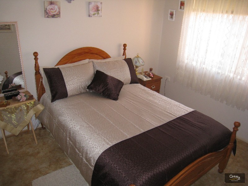 Bossley Park NSW 2176