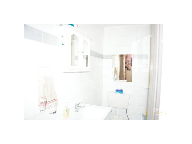 Fairfield West NSW 2165