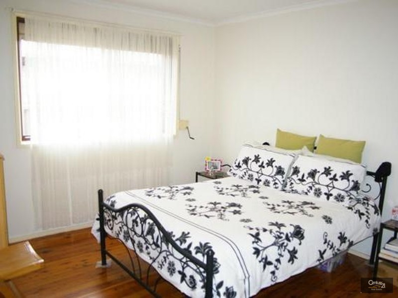 Bossley Park NSW 2176