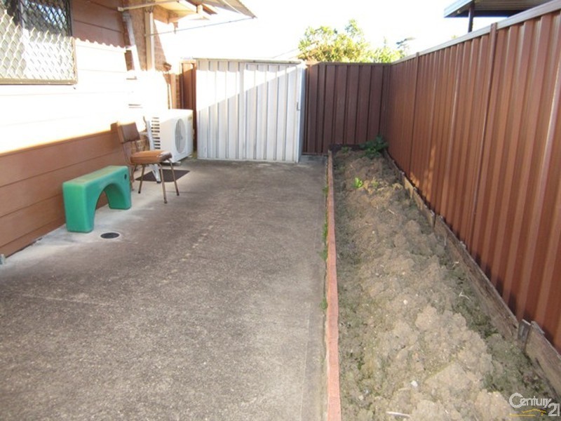 Bossley Park NSW 2176