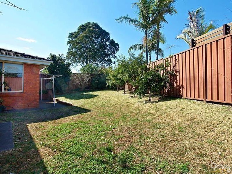 10 Castlereagh Street, Bossley Park NSW 2176