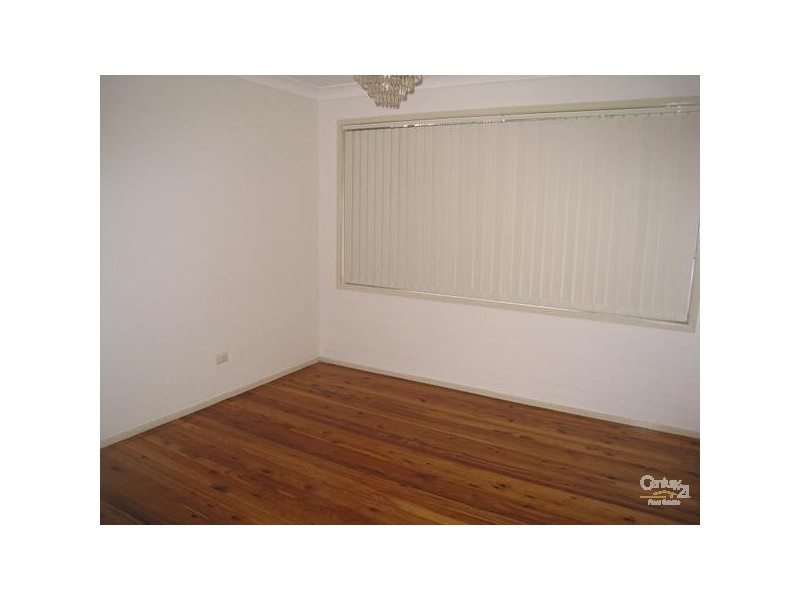 2 Dashmere St, Bossley Park NSW 2176