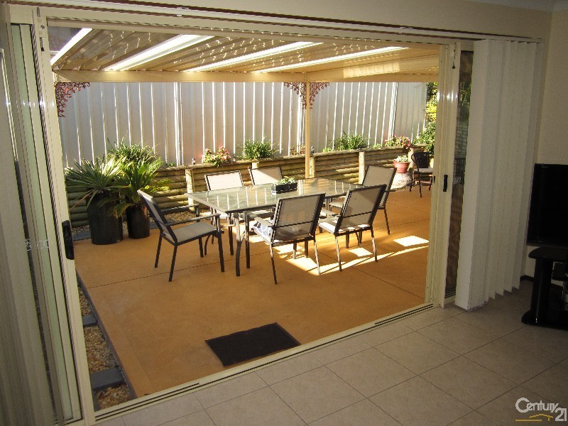 Edensor Park NSW 2176