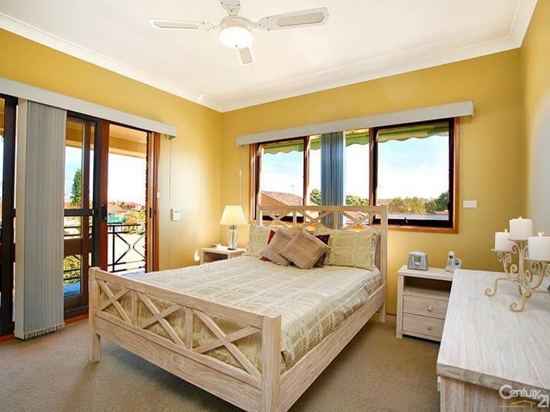 97 Tallowood Crescent, Bossley Park NSW 2176