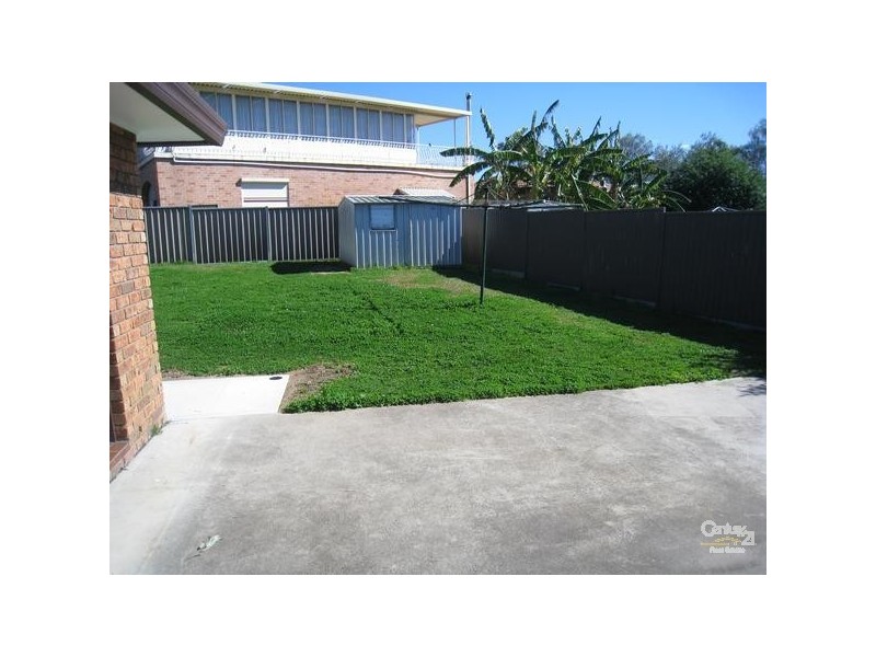 Edensor Park NSW 2176