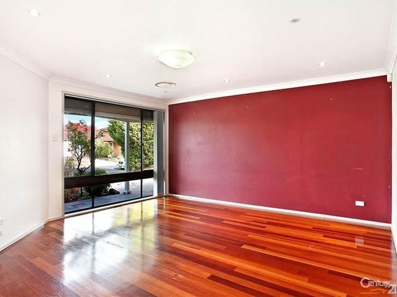 27 Ashur Crescent, Greenfield Park NSW 2176